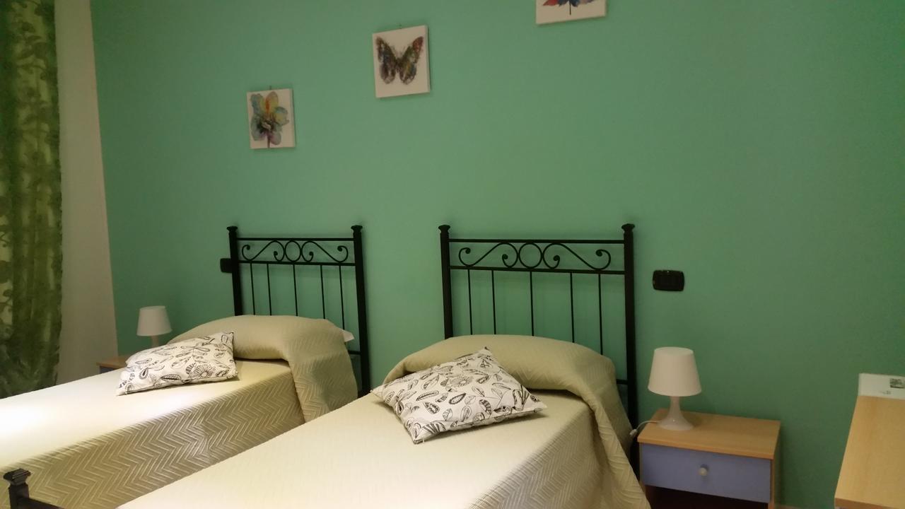 Bbcinecitta4you Bed and breakfast Roma